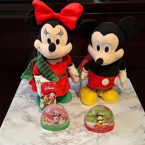 Mickey and Minnie Mouse Singing Stuffed Toys